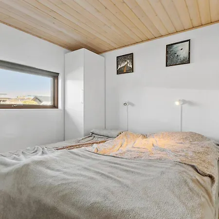 Gorgeous In With House Sea View Holiday home Ronde